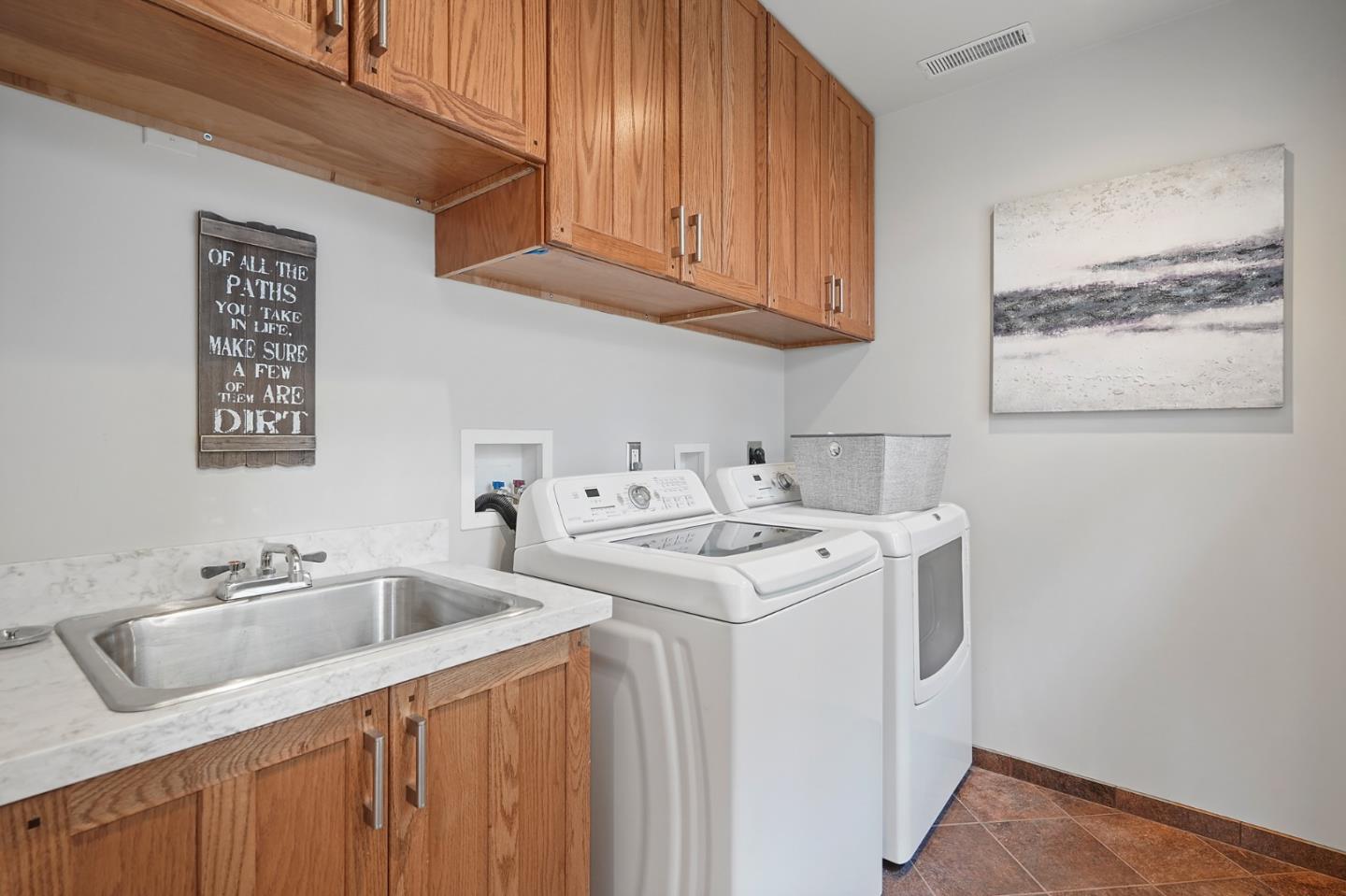 1183 Millbrae Avenue Millbrae, CA 94030 - Photo 62 of 98 a utility room with dryer and washer