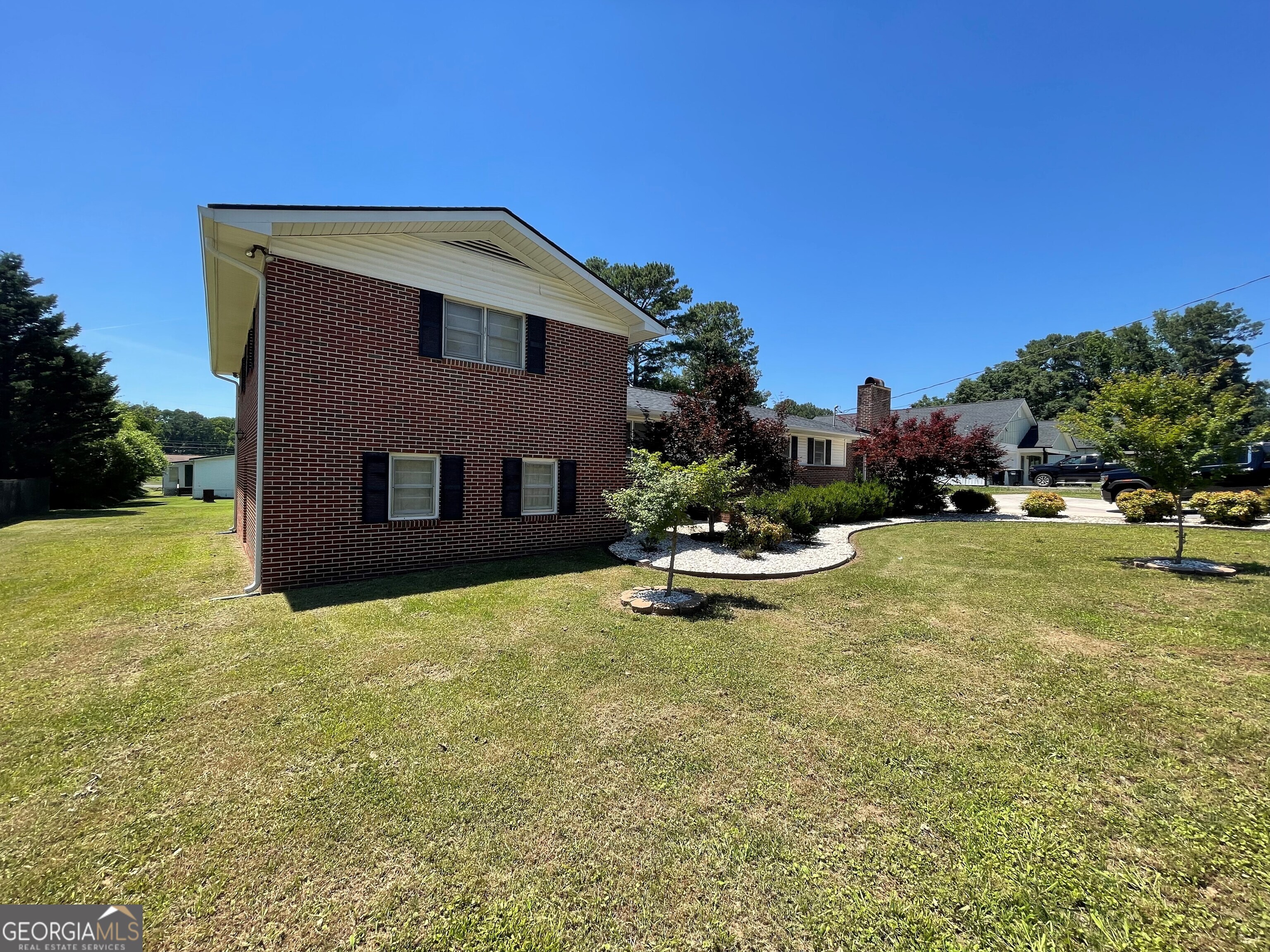 51 Lyons Drive Northwest Rome, GA 30165 - Photo 2 of 46