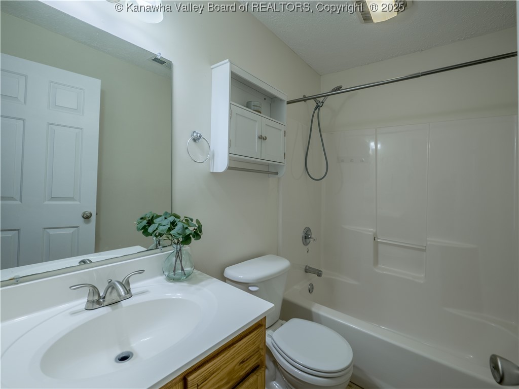 149 Summit Ridge Road Hurricane, WV 25526 - Photo 20 of 23 3rd full bath downstairs