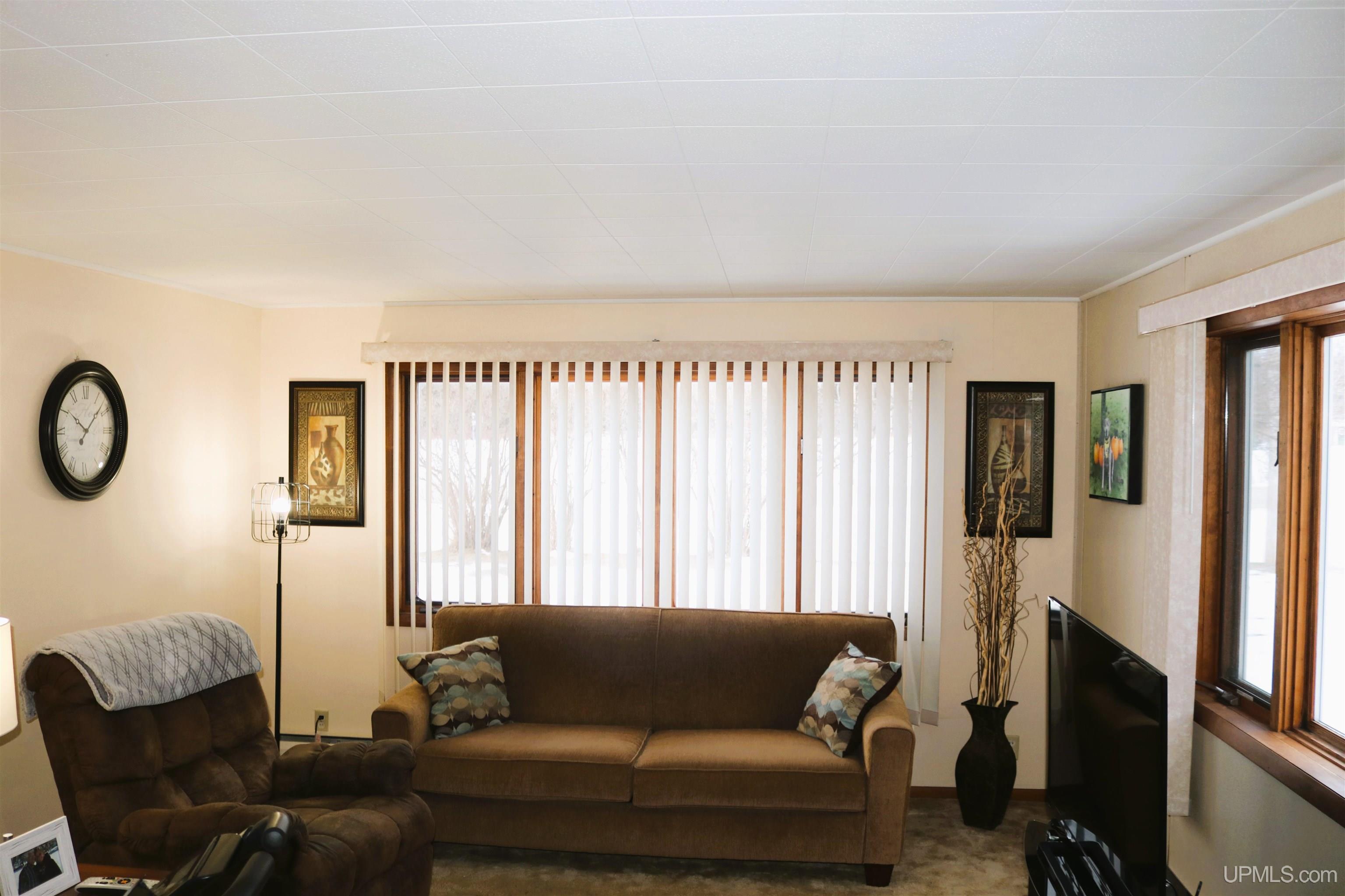 1174 North Gulliver Road Gulliver, MI 49840 - Photo 6 of 58
