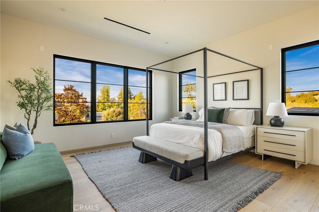 24050 Hidden Ridge Road Hidden Hills, CA 91302 - Photo 30 of 45 Gallery Image 30