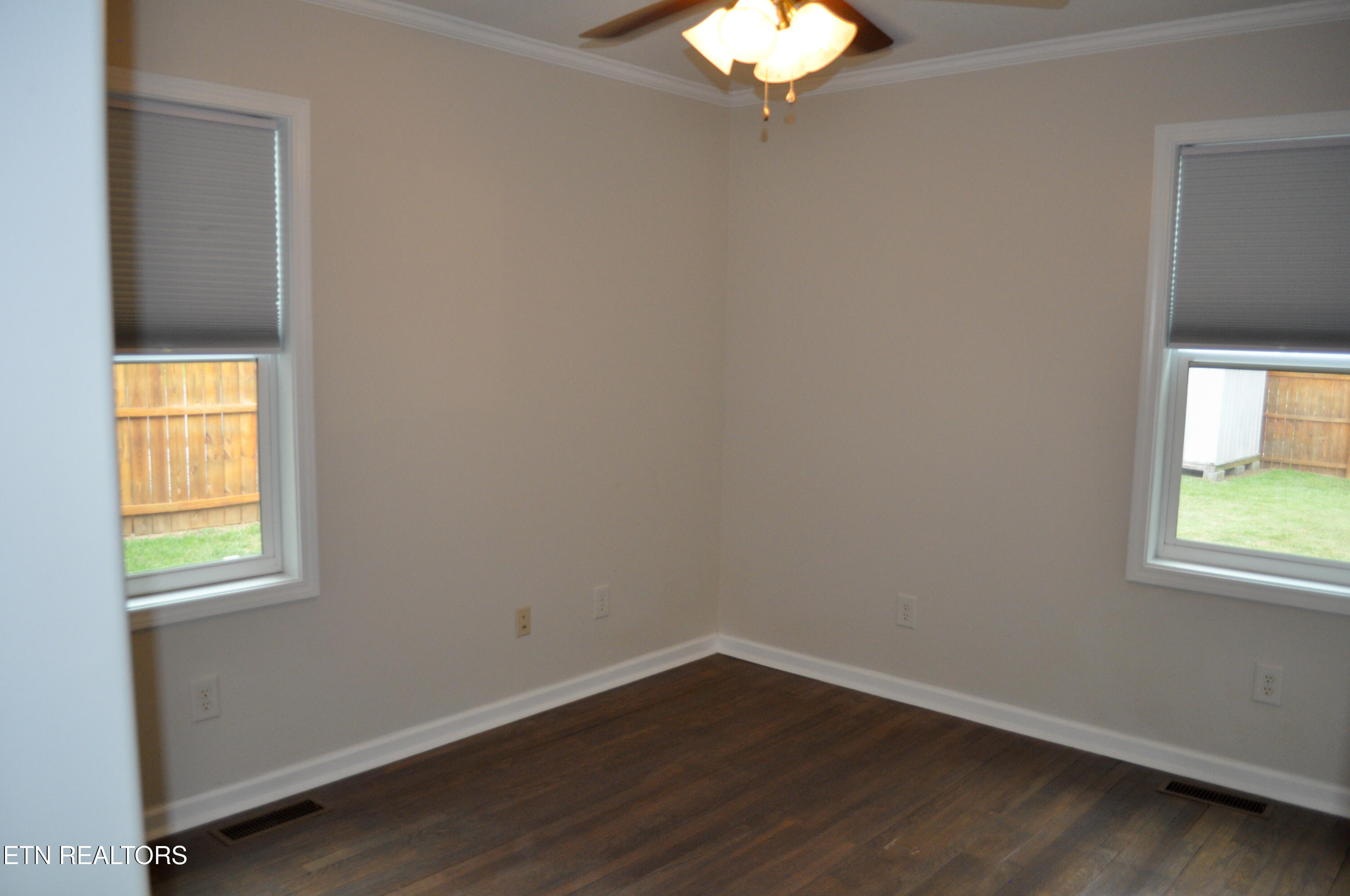 822 Carson Street Greeneville, TN 37743 - Photo 18 of 23 DSC_0115