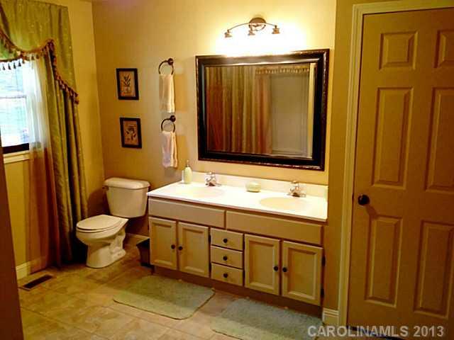 9309 Guildbrook Road Concord, NC 28027 - Photo 8 of 16 Gallery Image 8