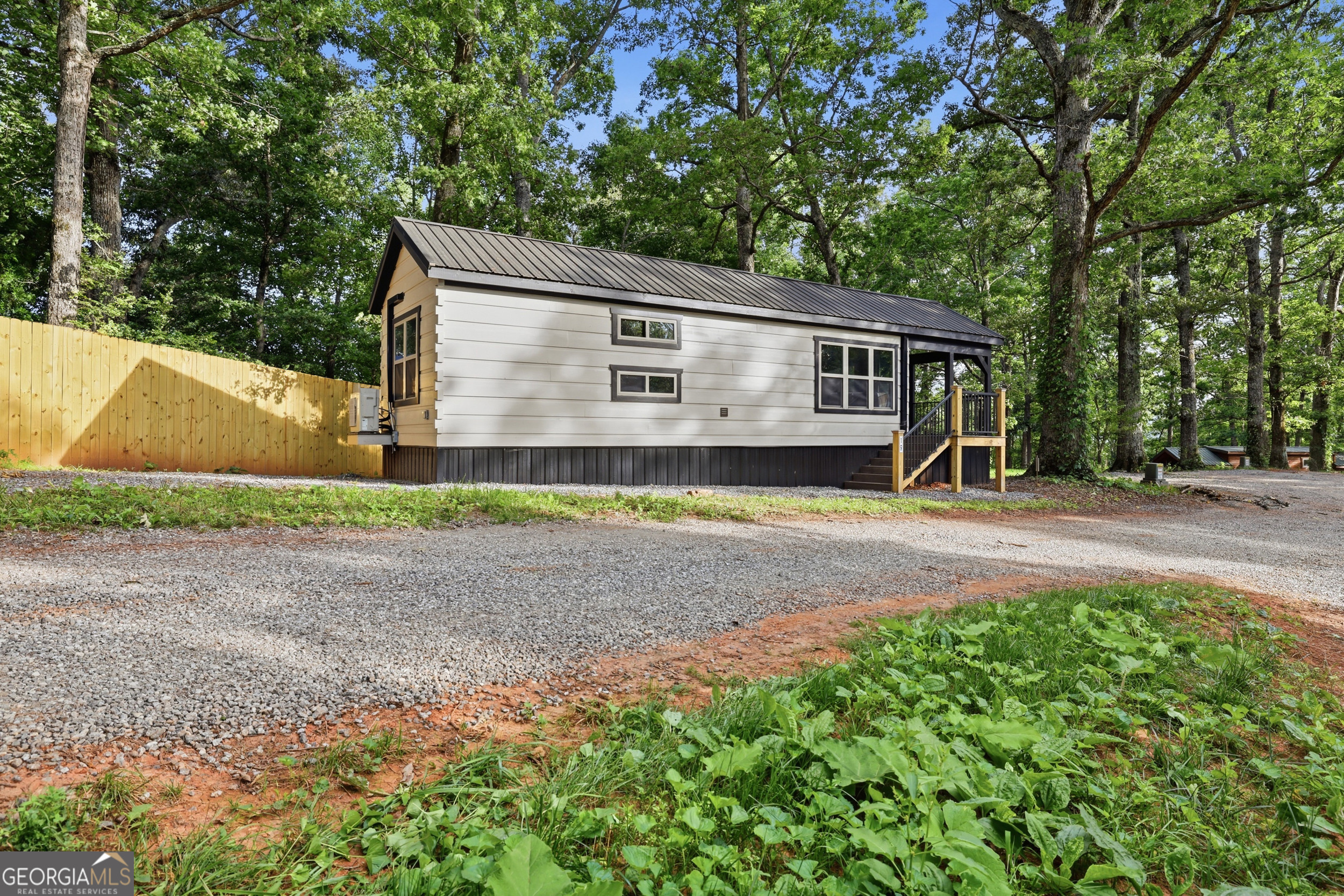 527 Saunders Road, Unit 19 Franklin, NC 28734 - Photo 4 of 20