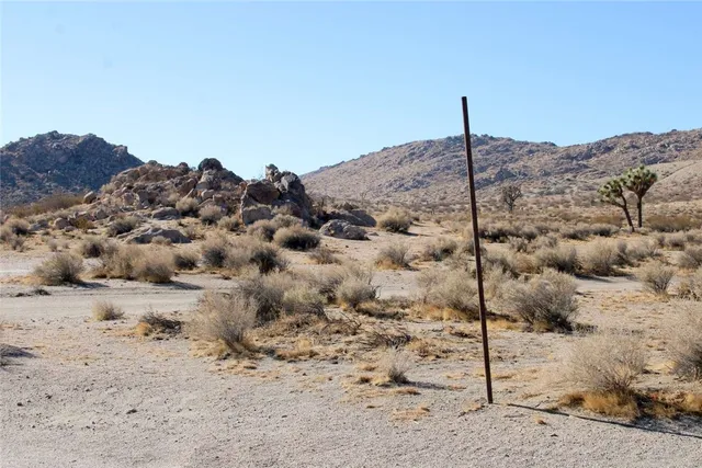 $24,900 | 20999 Bella Vista Drive, Adelanto, CA 92301