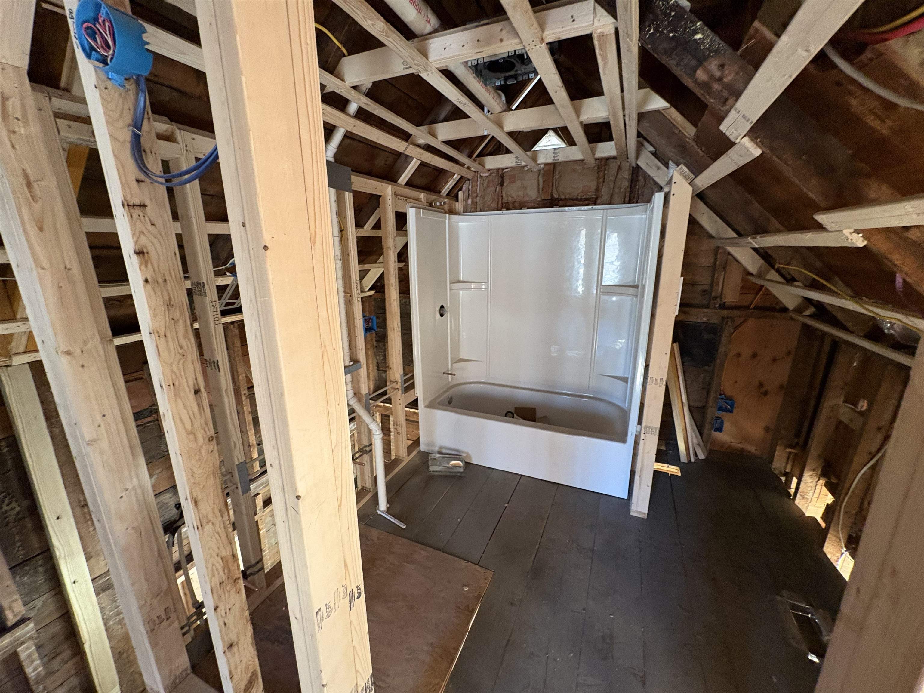 27 Granite Street Peterborough, NH 03458 - Photo 8 of 9