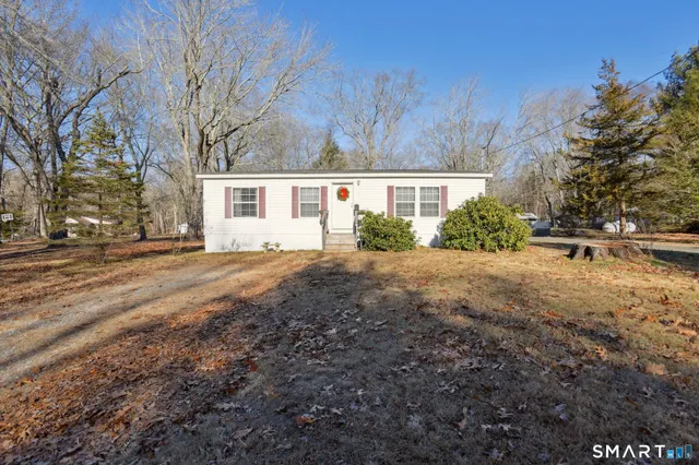 $144,900 | 6 Evergreen Drive, Clinton, CT 06413