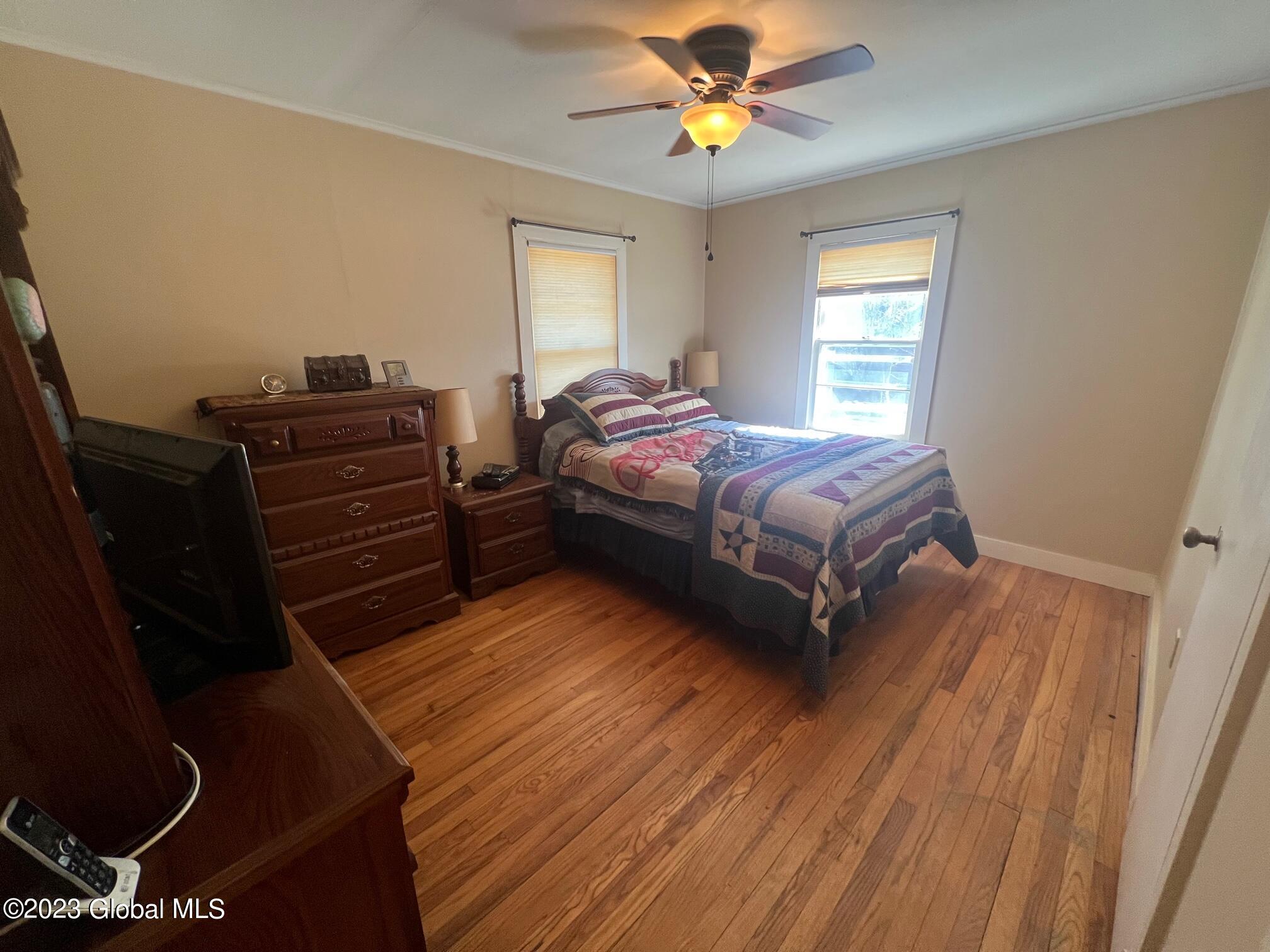 730 Bay Road Queensbury, NY 12804 - Photo 4 of 6 730 bay bed 1