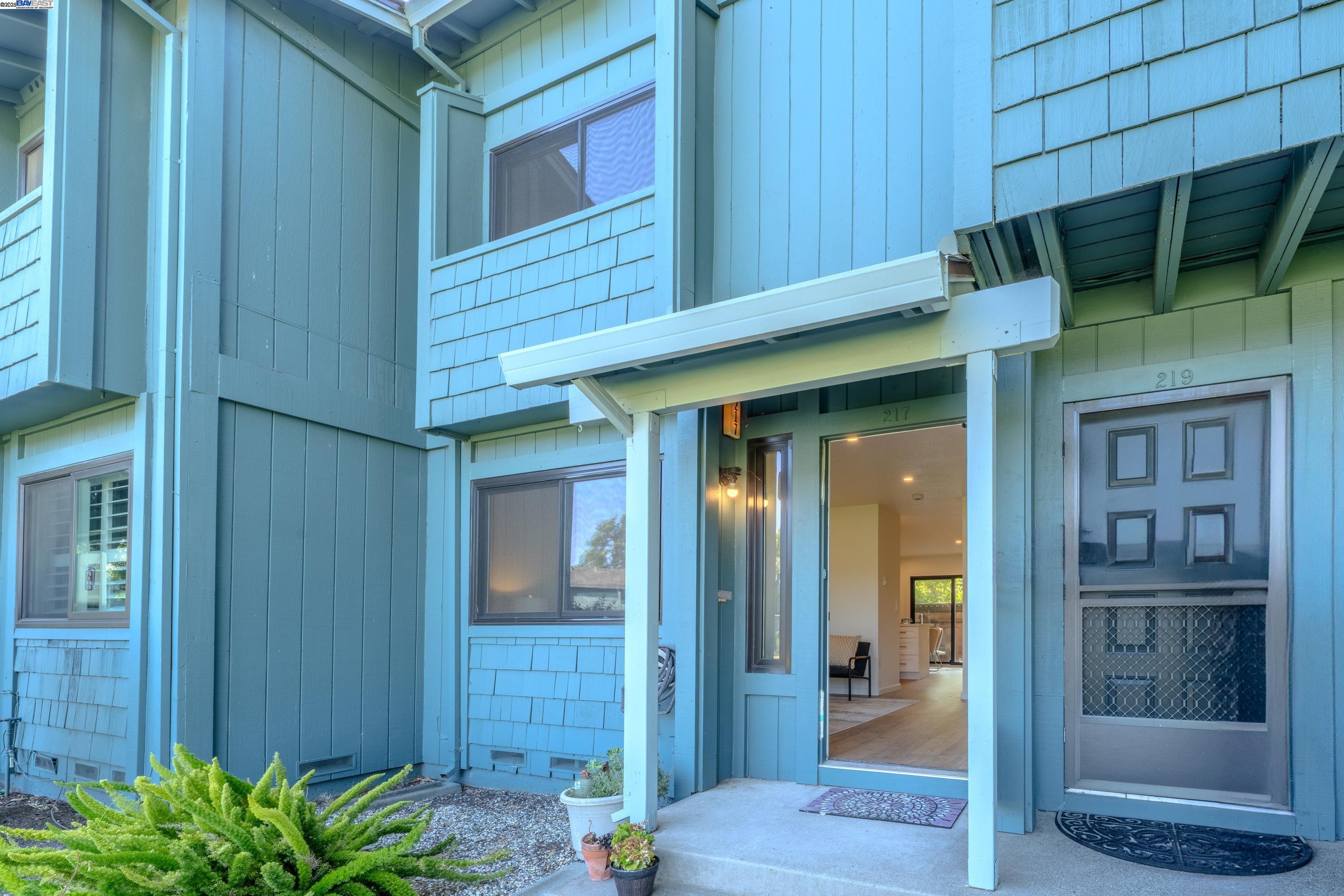 217 College View Drive Rohnert Park, CA 94928 - Photo 1 of 1 Gallery Image 1
