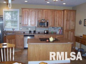 3132 Weaver Road Herrin, IL 62948 - Photo 3 of 11 Gallery Image 3