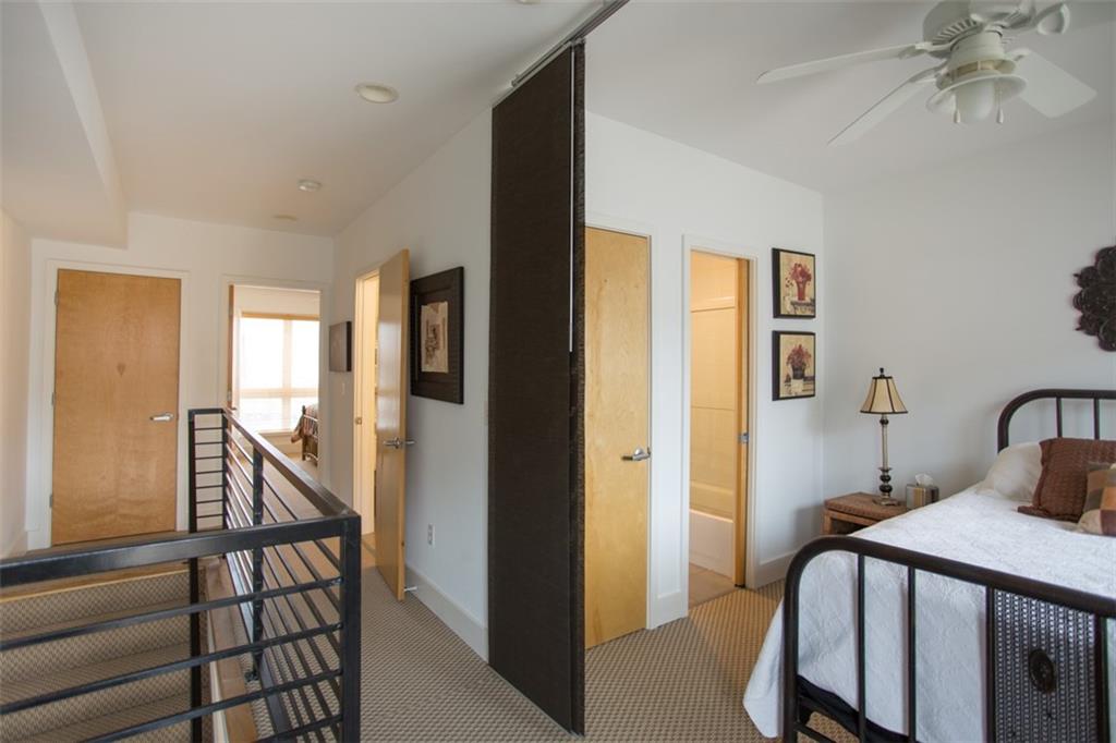 2923 Gillham Road, Unit 2 Kansas City, MO 64108 - Photo 21 of 32