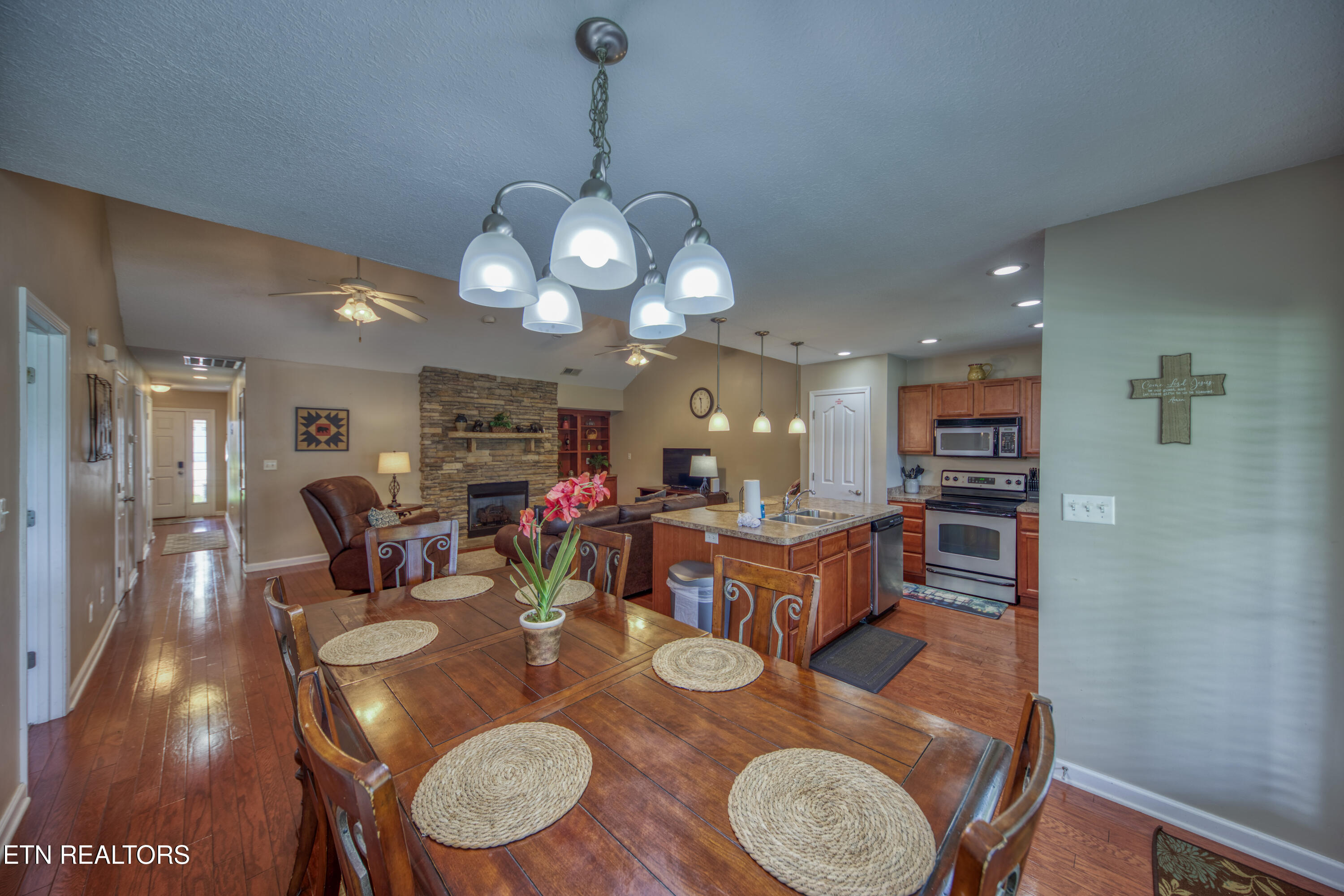 332 Meriwether Way Pigeon Forge, TN 37863 - Photo 17 of 26 0H3A8631_82