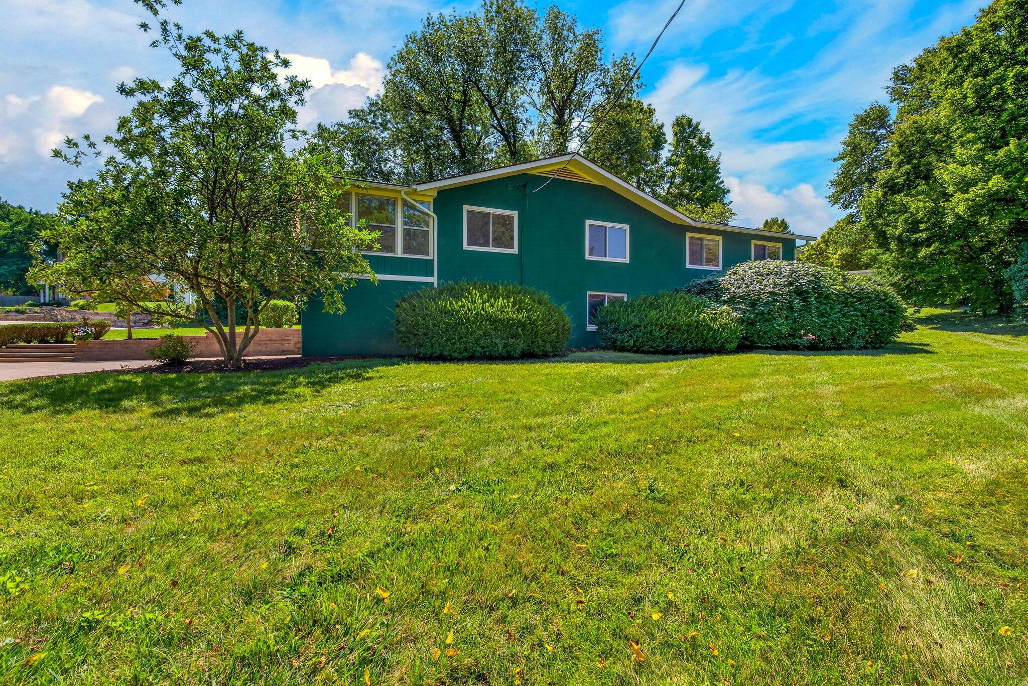 2709 Fishinger Road Columbus, OH 43221 - Photo 76 of 83 REAR
