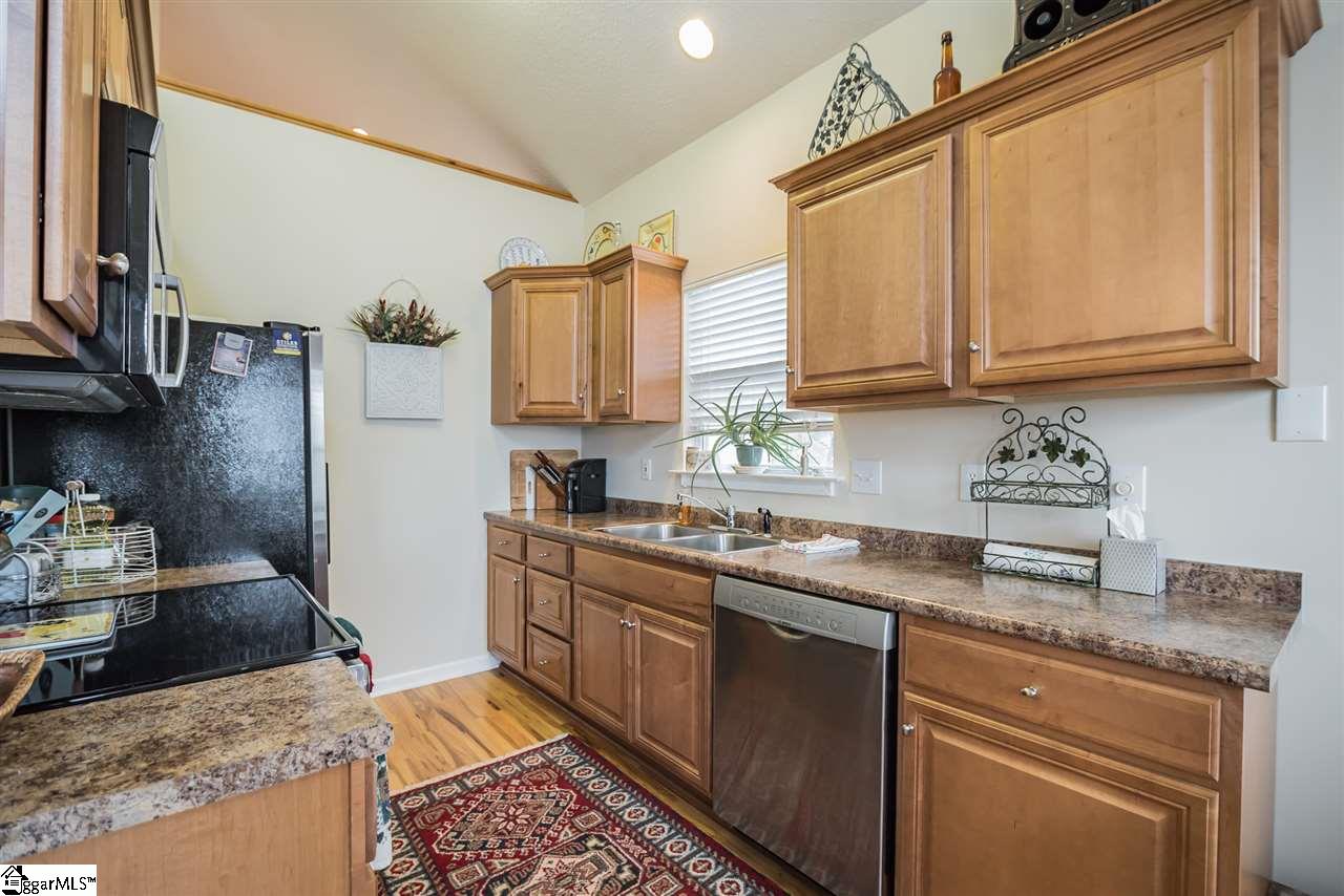 215 Riverlake Road Fair Play, SC 29643 - Photo 12 of 33 Gallery Image 12