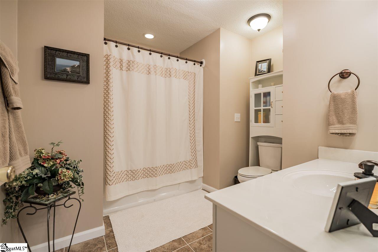 215 Riverlake Road Fair Play, SC 29643 - Photo 20 of 33 Gallery Image 20