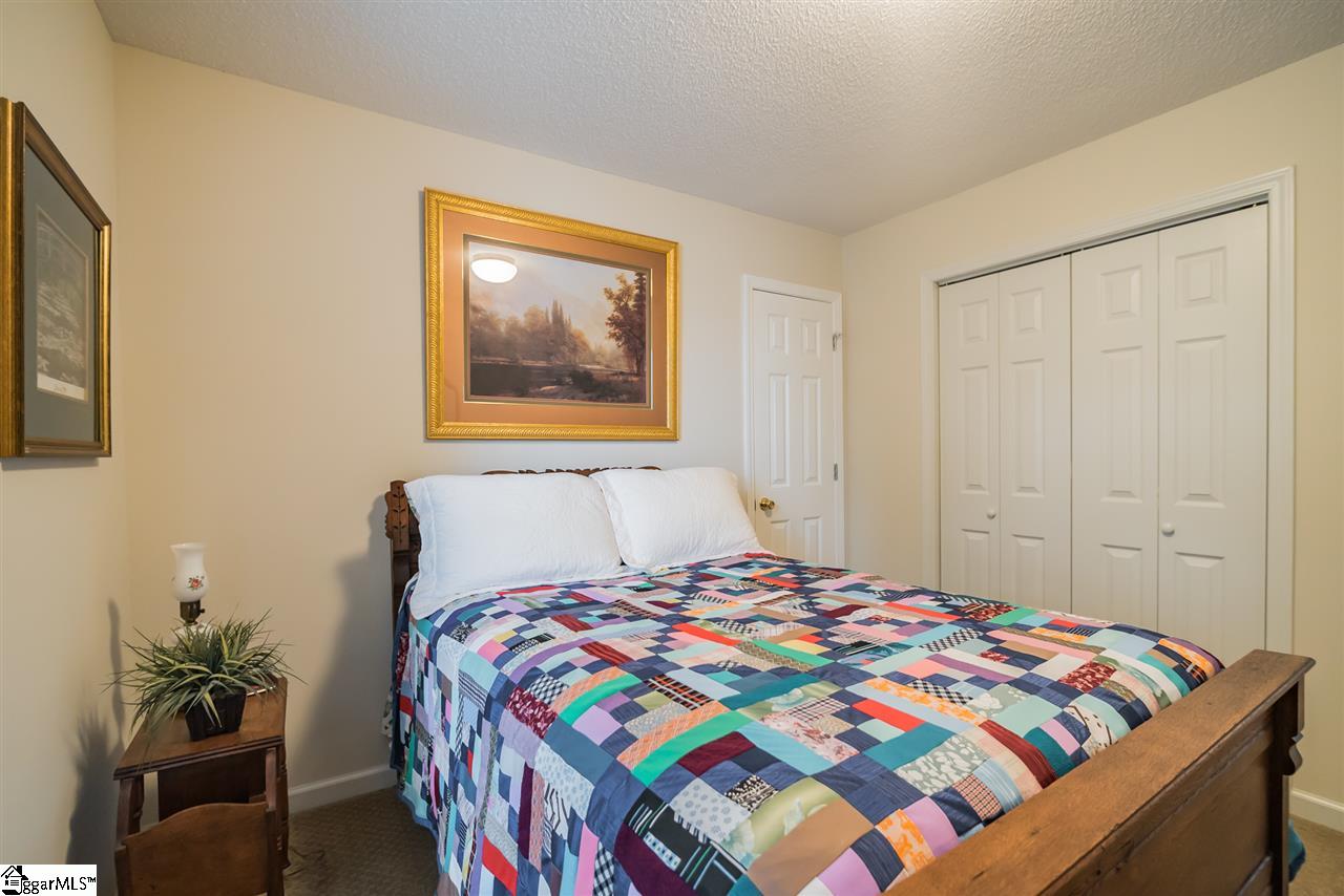 215 Riverlake Road Fair Play, SC 29643 - Photo 23 of 33 Gallery Image 23