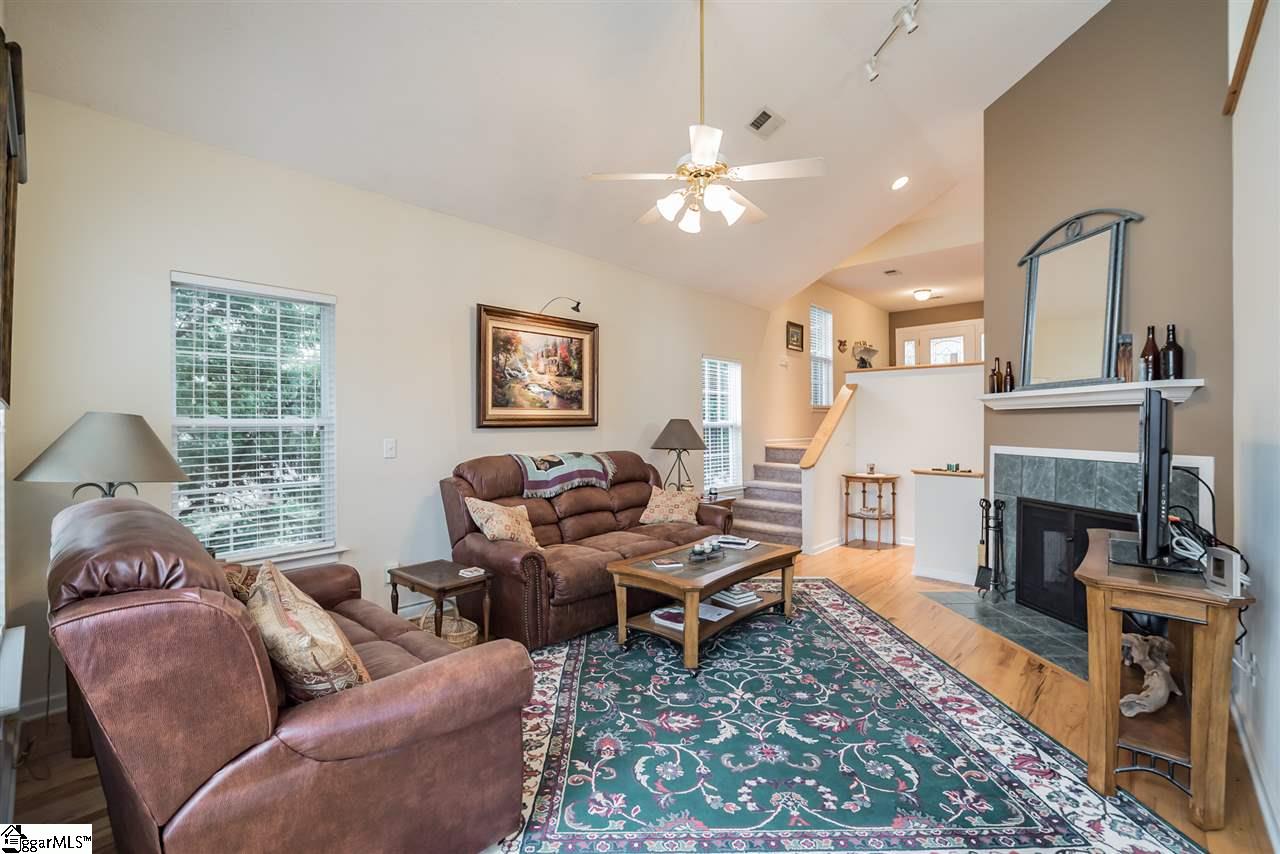 215 Riverlake Road Fair Play, SC 29643 - Photo 10 of 33 Gallery Image 10