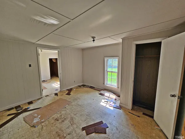 a view of a storage & utility room