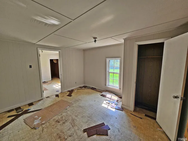 a view of a storage & utility room