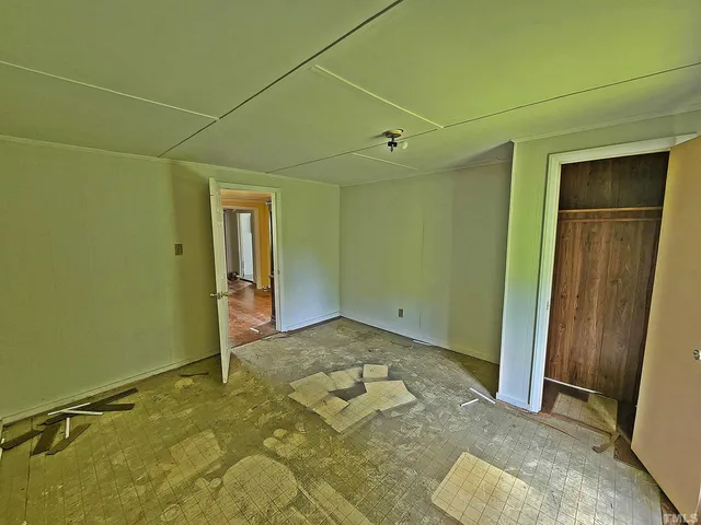 a view of a big room with closet area