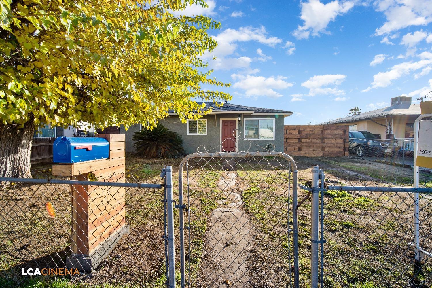 8413 Hall Road Lamont, CA 93241 - Photo 2 of 26 Gallery Image 2