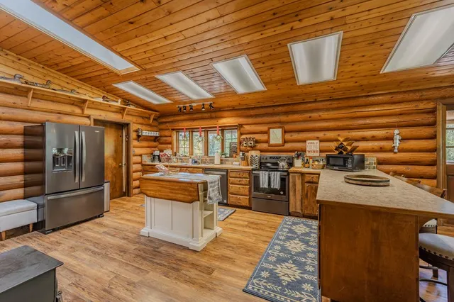 $2,675,000 | 13709 Highway 95, White Bird, ID 83554