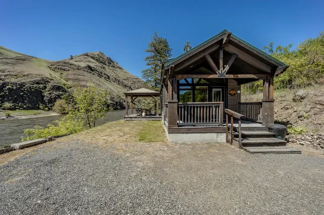 $2,675,000 | 13709 Highway 95, White Bird, ID 83554