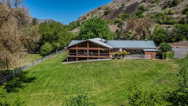 $2,675,000 | 13709 Highway 95, White Bird, ID 83554