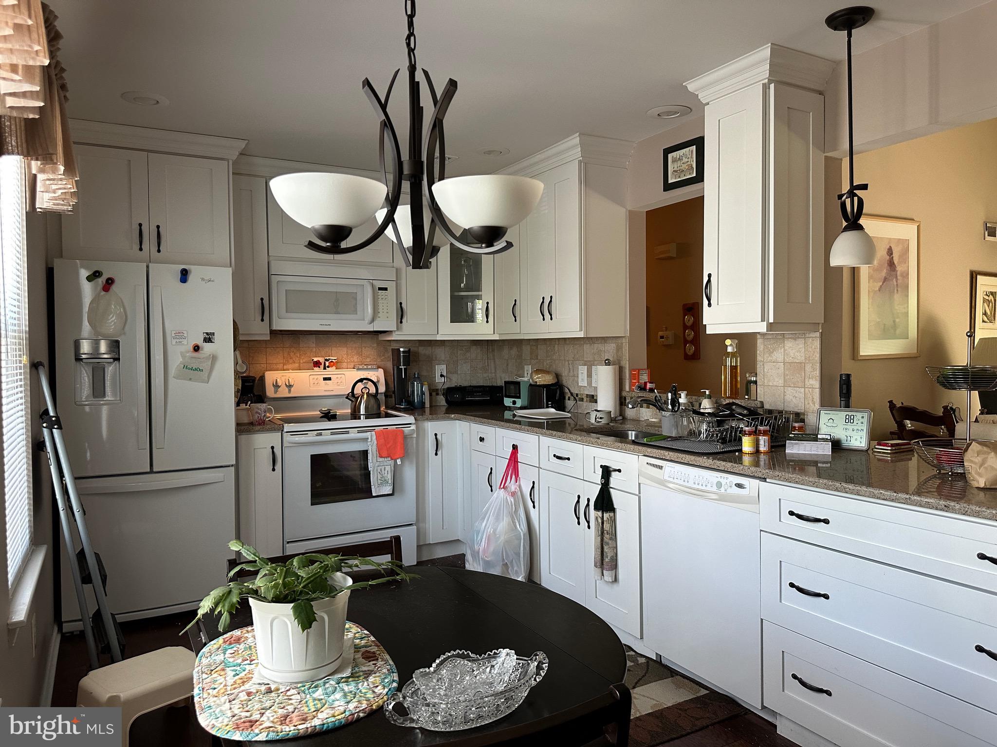 208 Quail Road Marlton, NJ 08053 - Photo 2 of 8