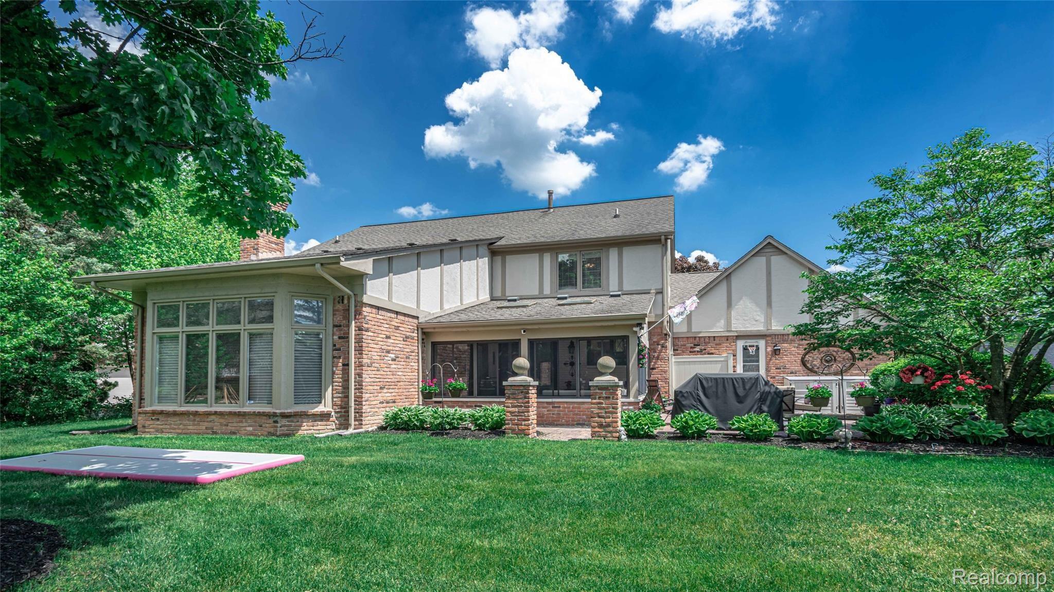 4697 Rivers Edge Drive Troy, MI 48098 - Photo 11 of 96 013_11.jpg