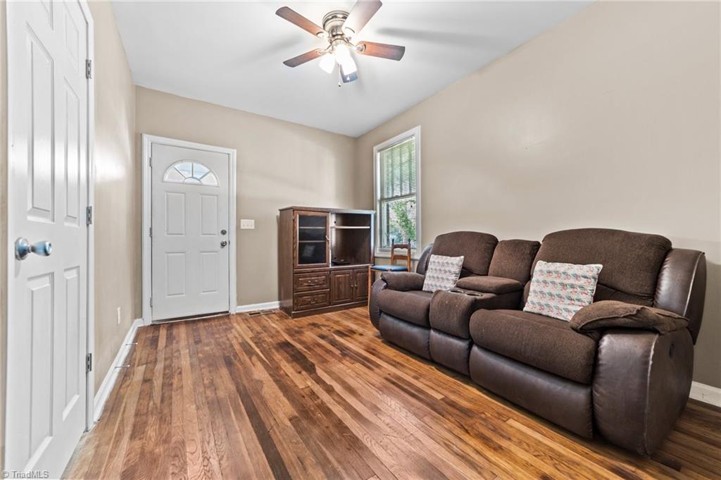 2405 Freeman Mill Road Greensboro, NC 27406 - Photo 18 of 33 Gallery Image 18