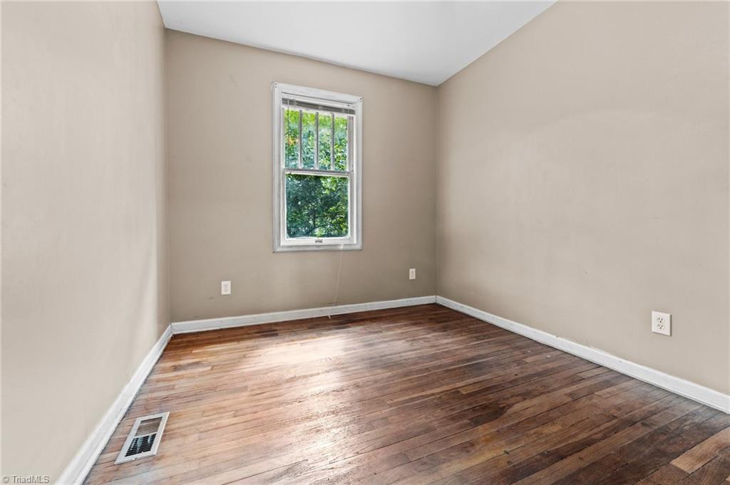 2405 Freeman Mill Road Greensboro, NC 27406 - Photo 32 of 33 Gallery Image 32