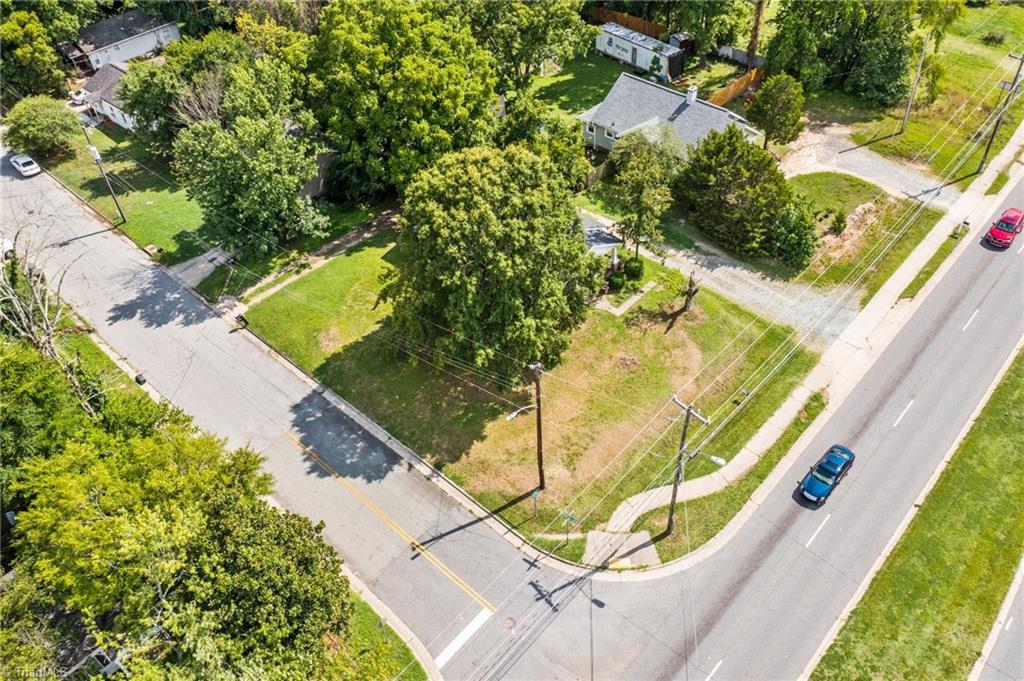 2405 Freeman Mill Road Greensboro, NC 27406 - Photo 10 of 33 Gallery Image 10