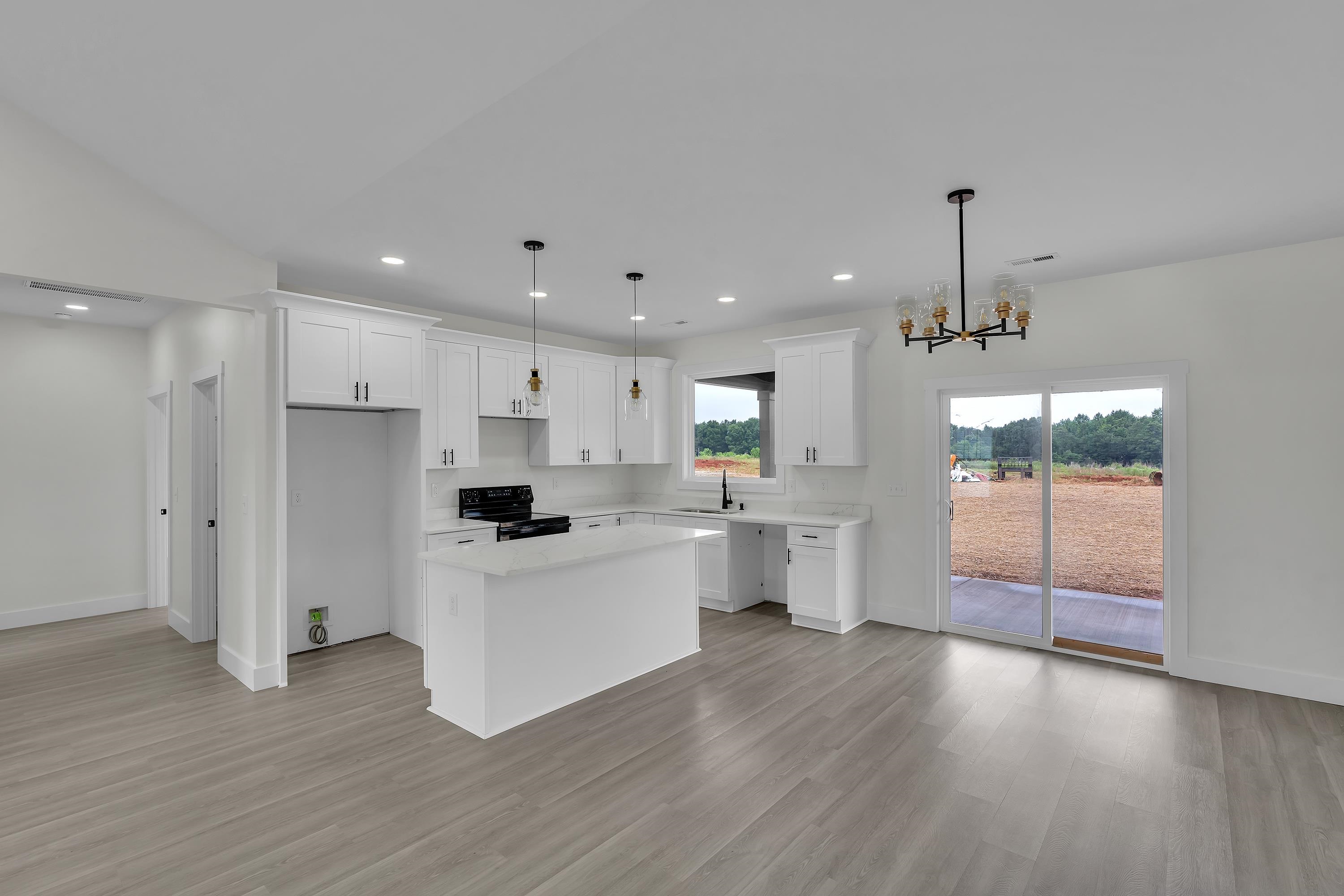 533 Bill Lattimore Road Chesnee, SC 29323 - Photo 4 of 17