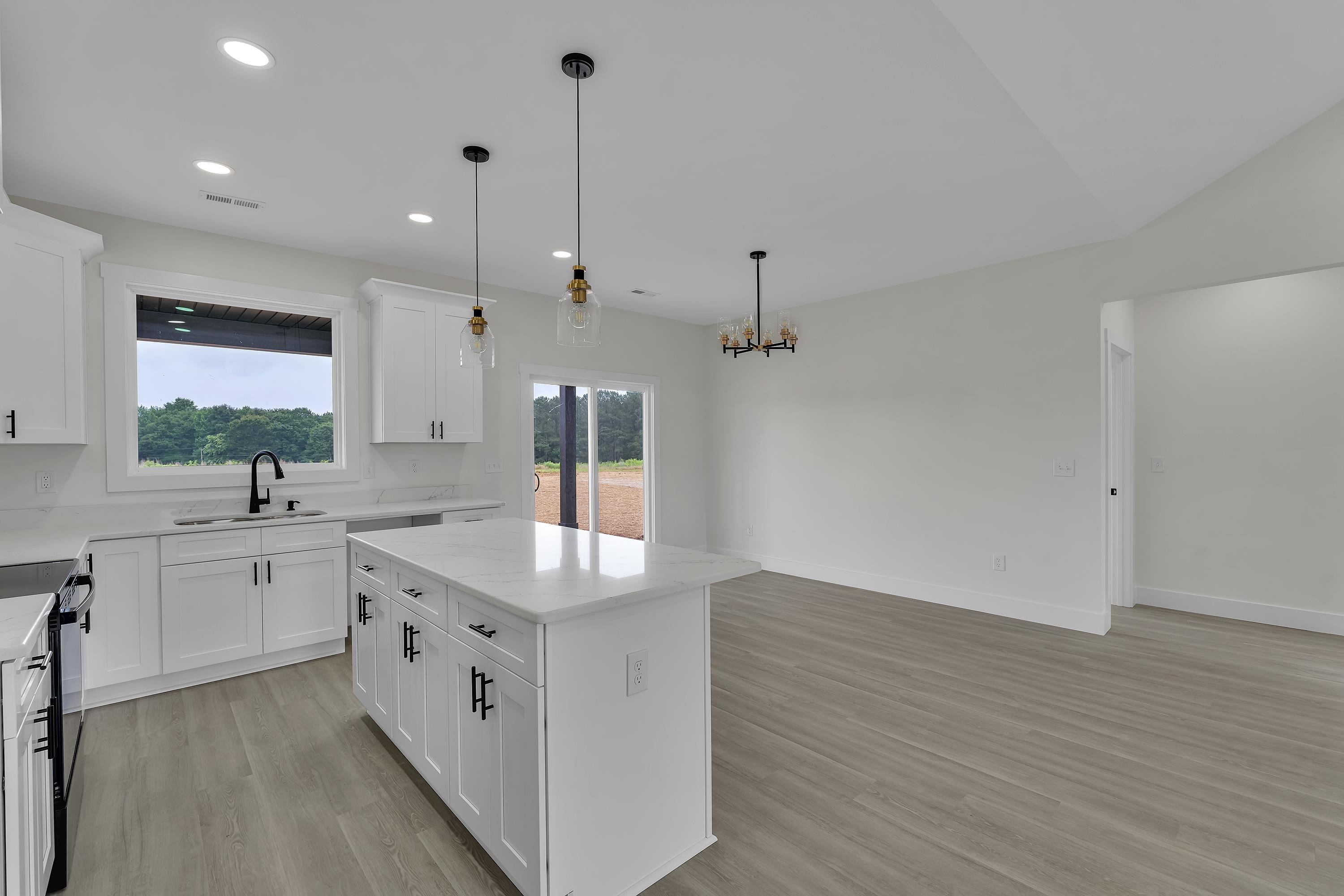 533 Bill Lattimore Road Chesnee, SC 29323 - Photo 5 of 17