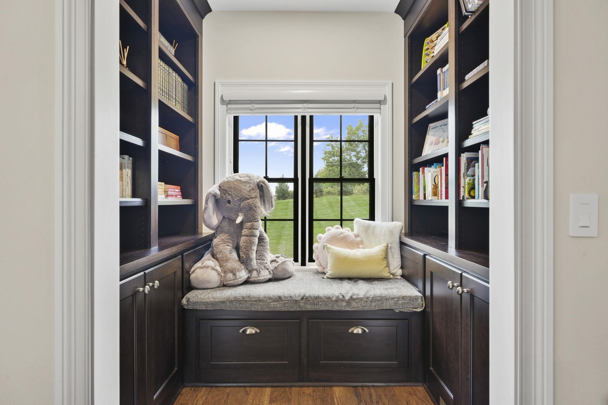 2257 Dyreson Road McFarland, WI 53558 - Photo 8 of 85