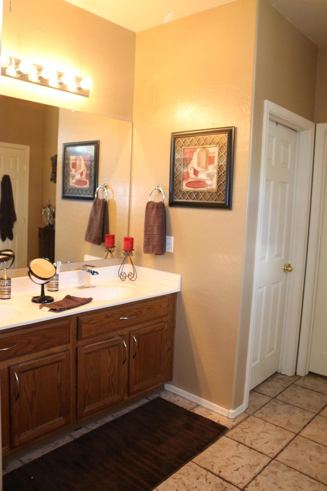 15014 West Wethersfield Road Surprise, AZ 85379 - Photo 8 of 19 IMG_9634