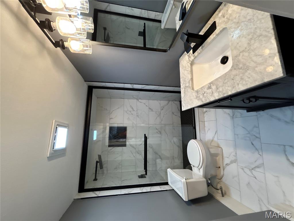 809 North Florissant Road Ferguson, MO 63135 - Photo 16 of 22