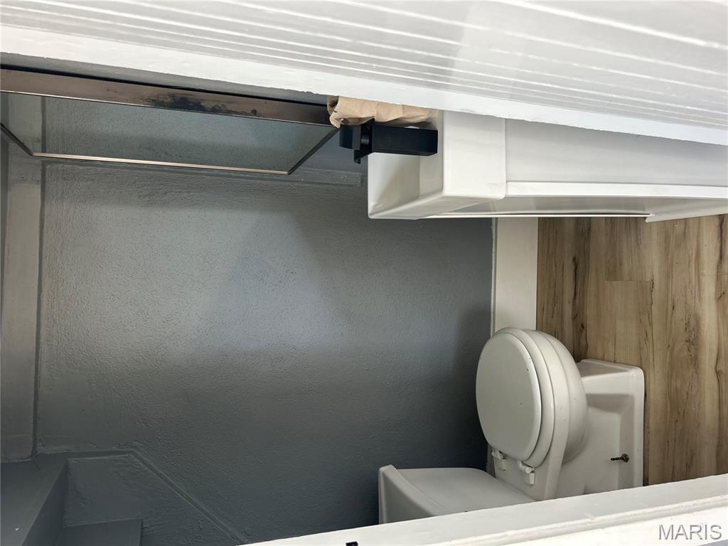 809 North Florissant Road Ferguson, MO 63135 - Photo 17 of 22