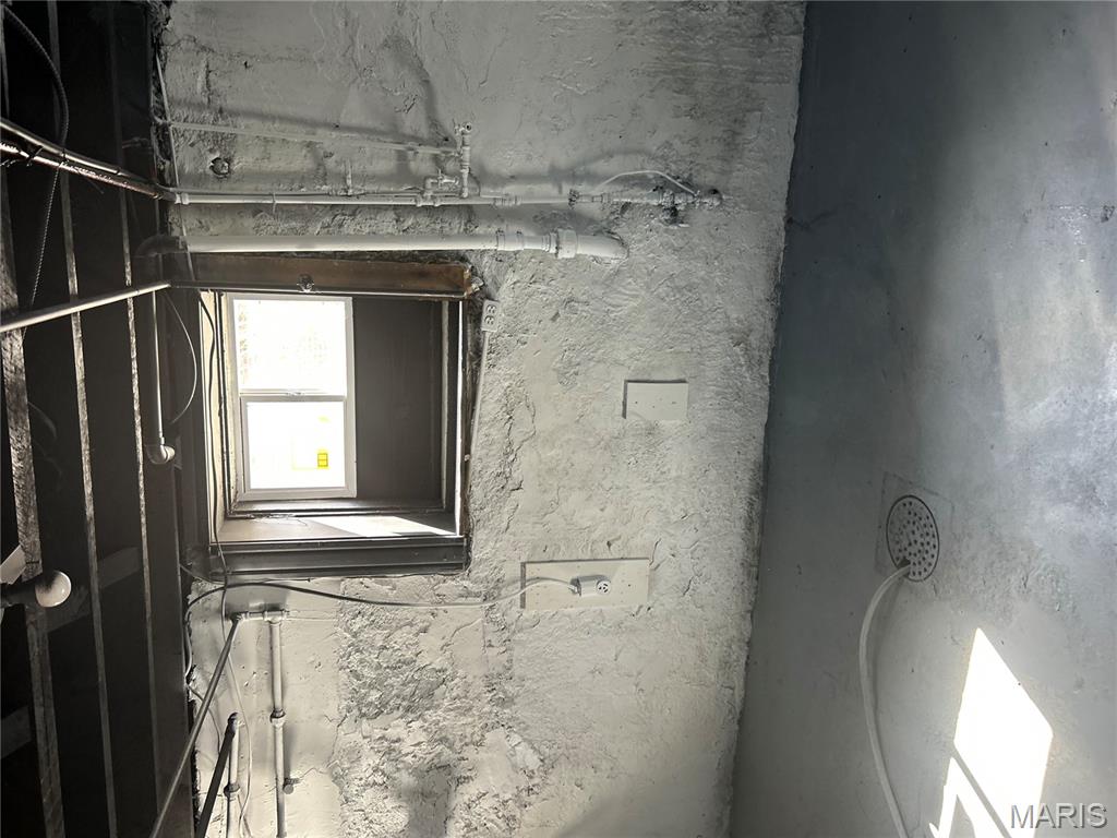 809 North Florissant Road Ferguson, MO 63135 - Photo 19 of 22