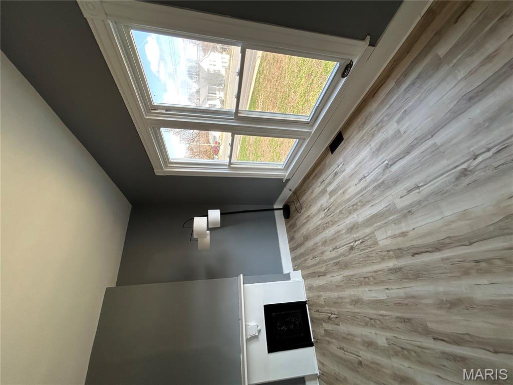 809 North Florissant Road Ferguson, MO 63135 - Photo 9 of 22