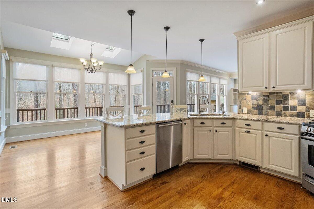 1905 Freewood Court Raleigh, NC 27606 - Photo 22 of 49 beyc6969541c86fb2