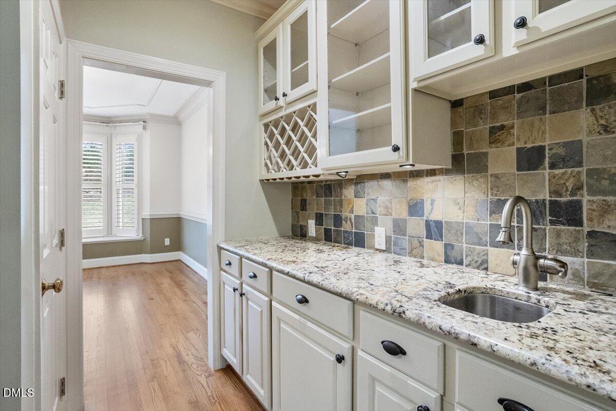 1905 Freewood Court Raleigh, NC 27606 - Photo 24 of 49 beyc696954252e968