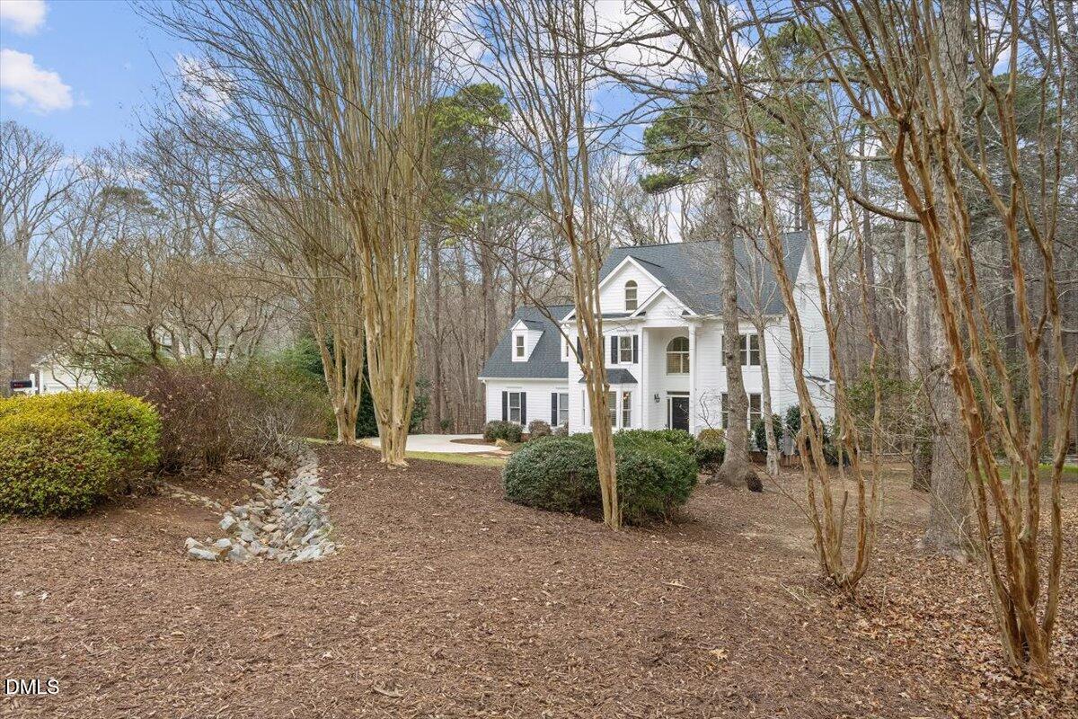 1905 Freewood Court Raleigh, NC 27606 - Photo 4 of 49 beyc696953c304079