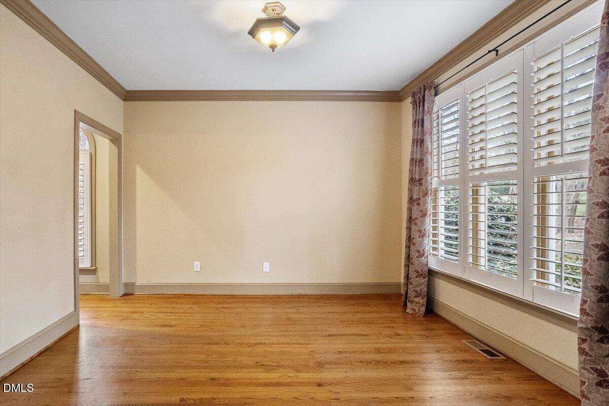 1905 Freewood Court Raleigh, NC 27606 - Photo 10 of 49 beyc696953e202686