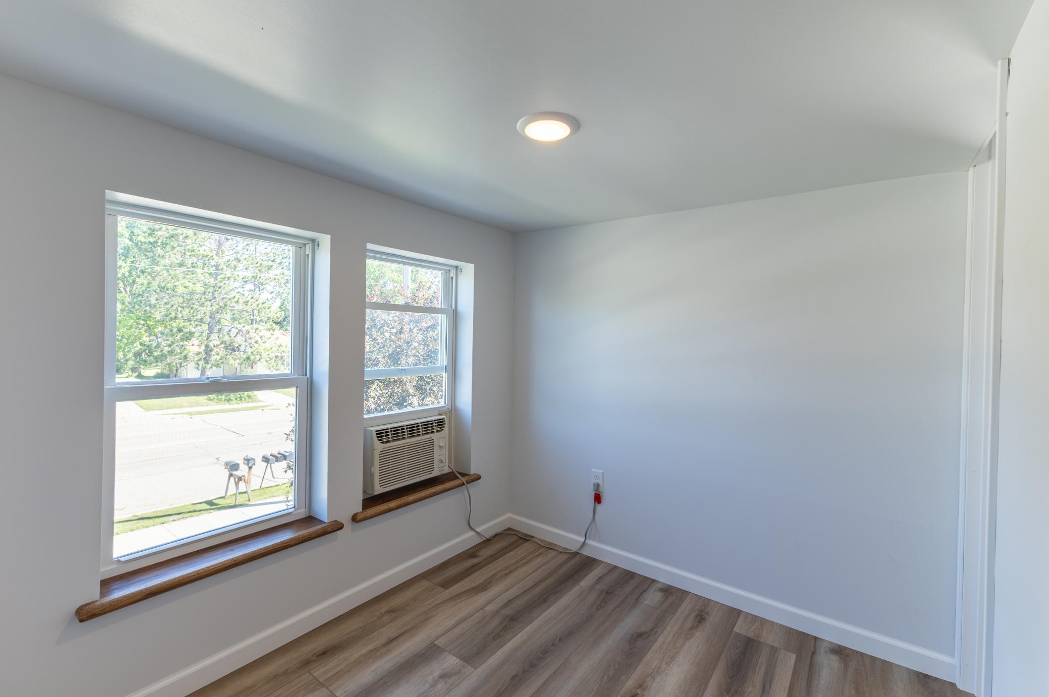 313 East Minnesota Avenue Sebeka, MN 56477 - Photo 20 of 32