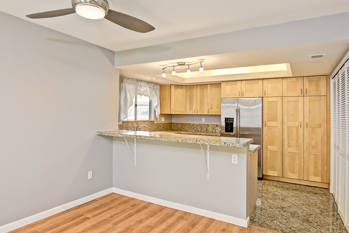 144 Mangano Circle Encinitas, CA 92024 - Photo 12 of 25 Gallery Image 12