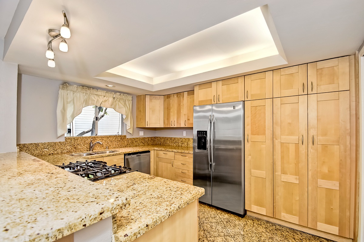 144 Mangano Circle Encinitas, CA 92024 - Photo 13 of 25 Gallery Image 13