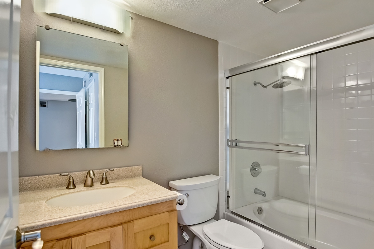 144 Mangano Circle Encinitas, CA 92024 - Photo 22 of 25 Gallery Image 22