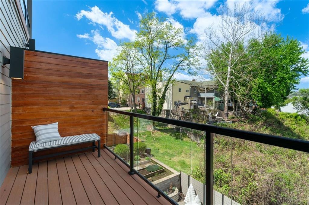 3211 Dobson Street Pittsburgh, PA 15219 - Photo 43 of 50